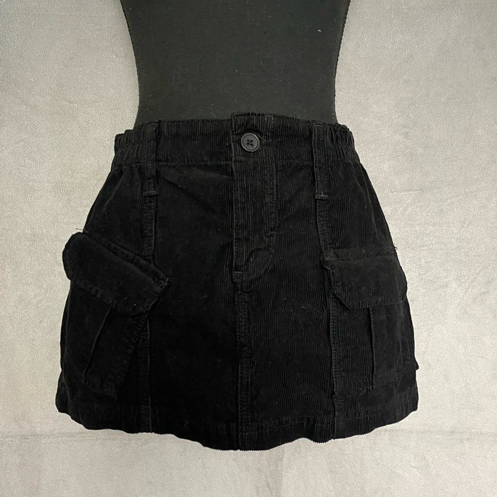 Black corduroy cargo mini skirt with elastic waist band size xs/s